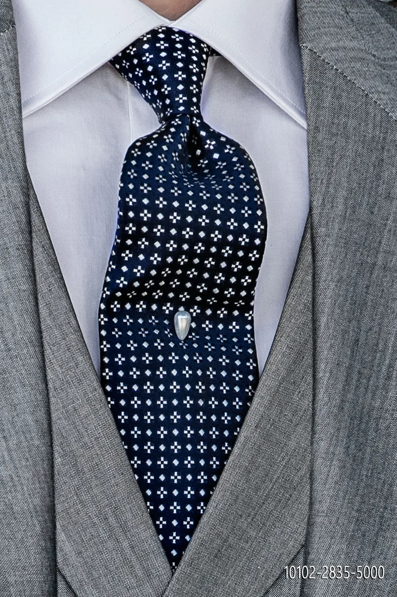 Blue silk cravat with micro patterns