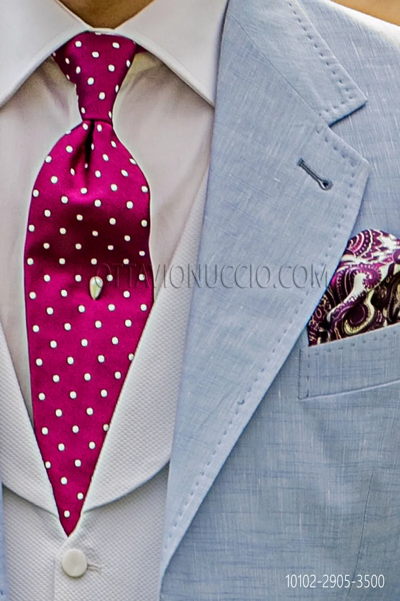 Cravate en soie fuchsia à pois blancs