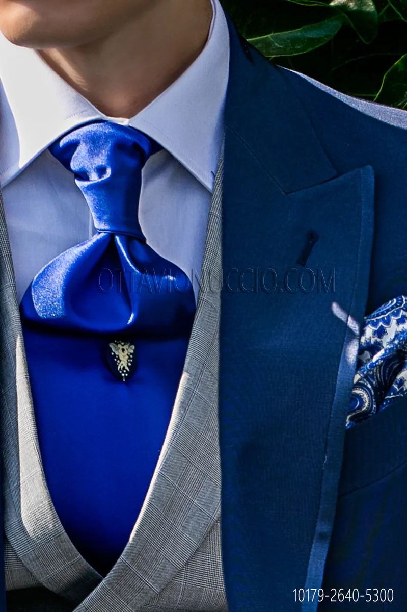 Cravattone da annodare in raso blu royal