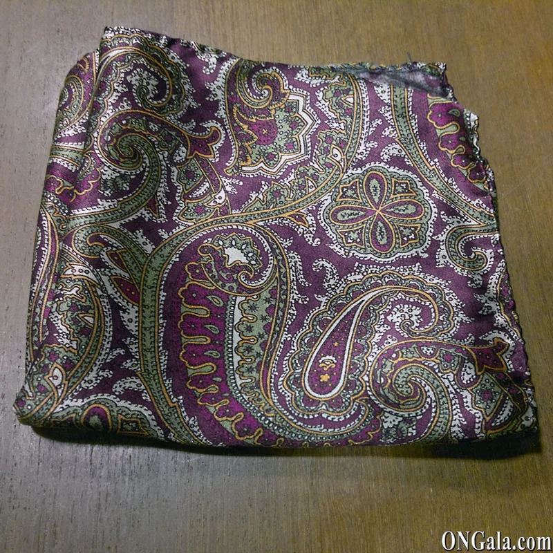 Pañuelo en seda diseño cachemire granate