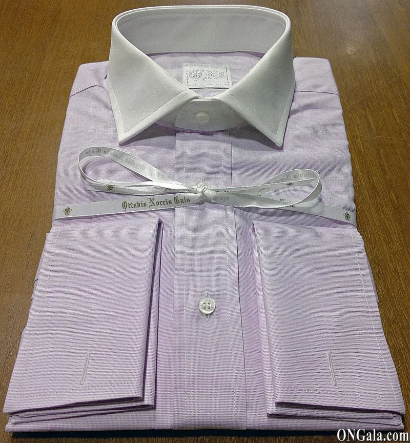 Camisa algodón trabajado viola cuello a contraste