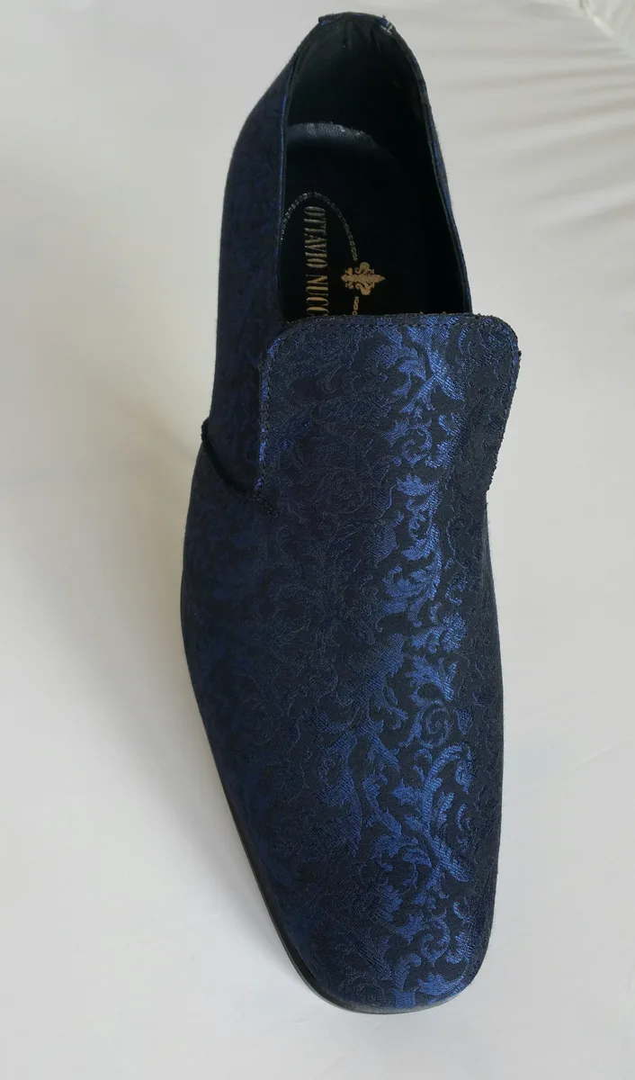 Chaussons en tissu damassé bleus