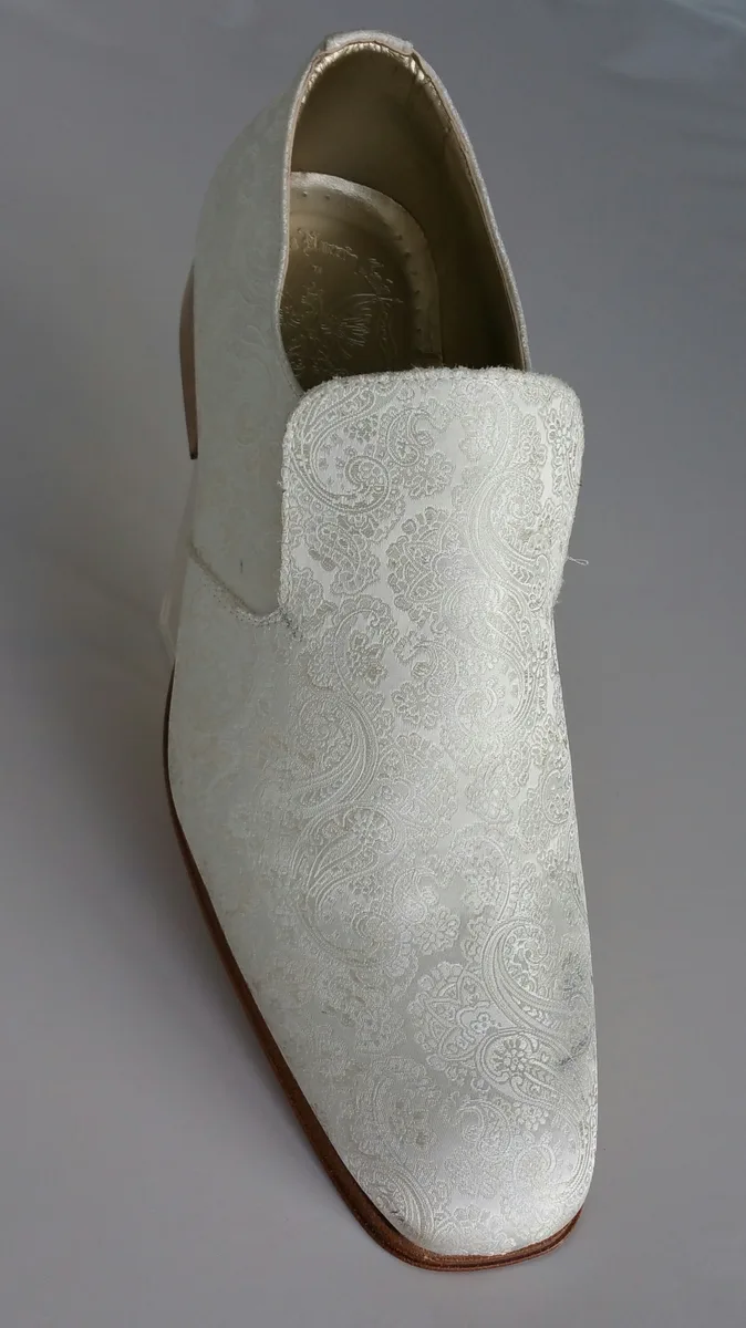 Ivory brocade slippers