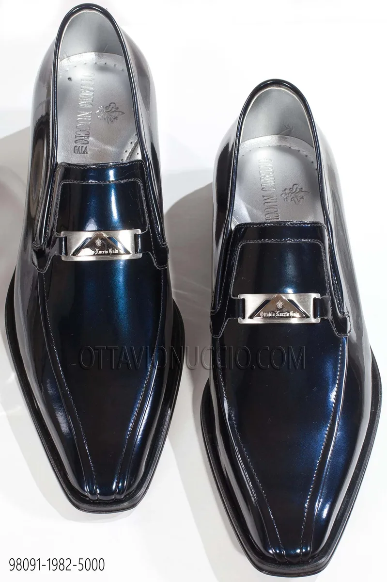 Schuhe, blau, aus Lackleder