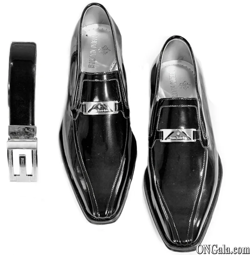 Chaussures vernies noires