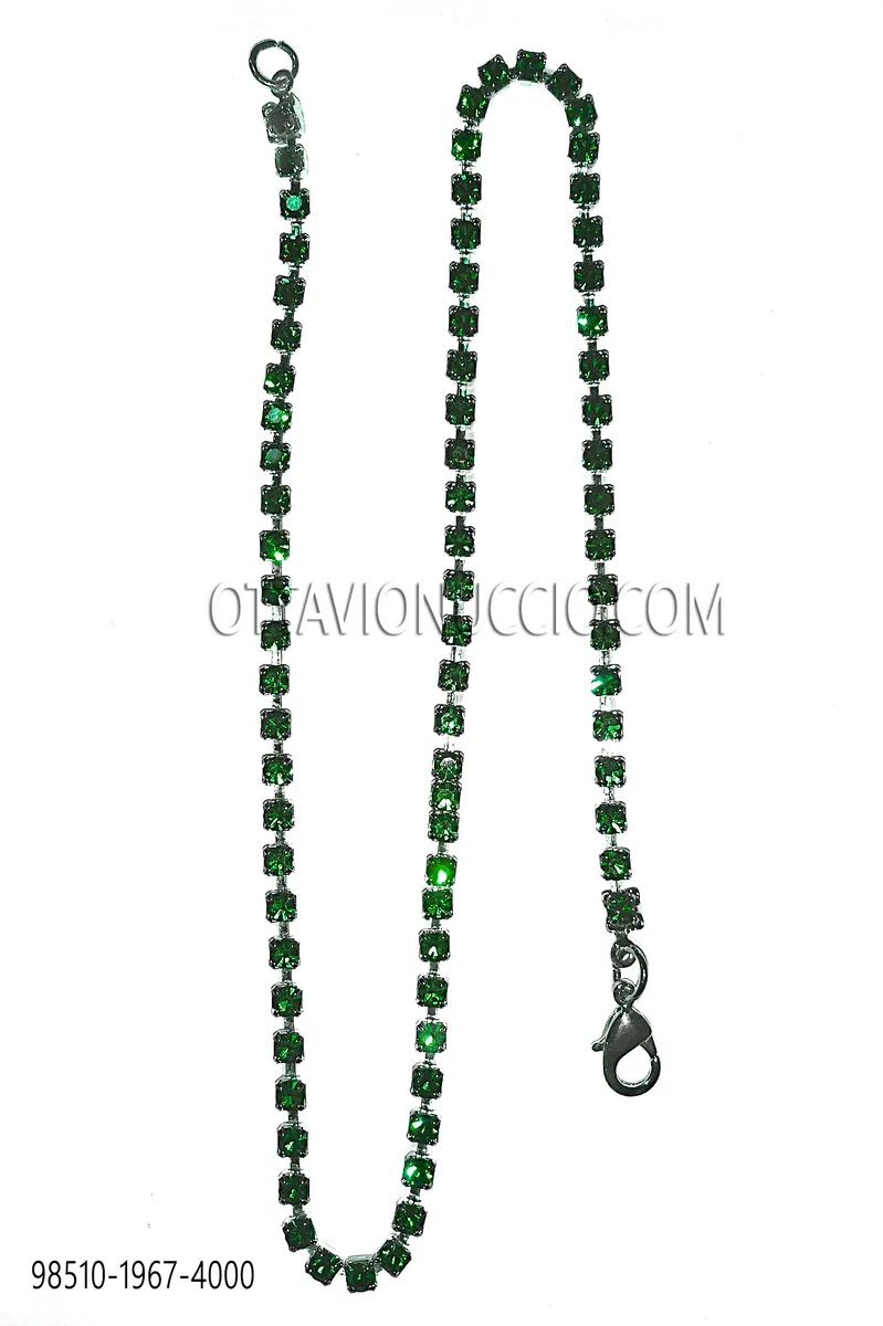 Catenina nikel con strass verdi