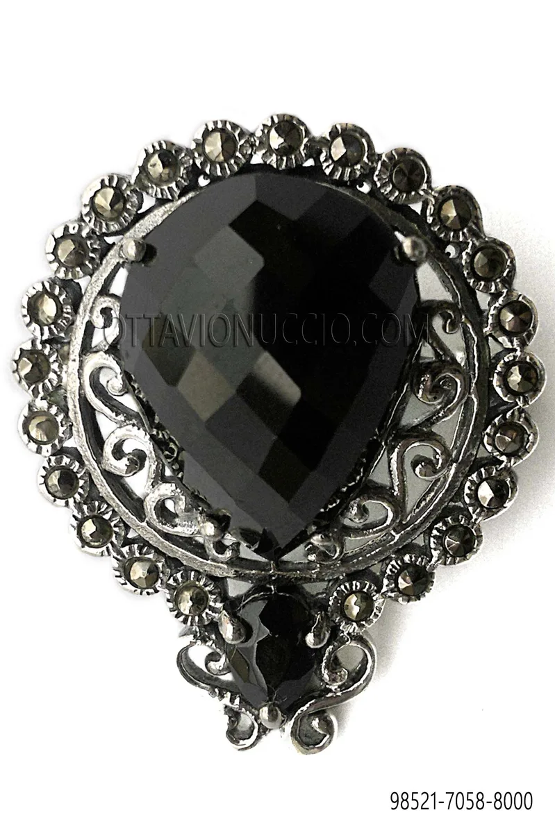 Broche plaqué argent avec pierre noire