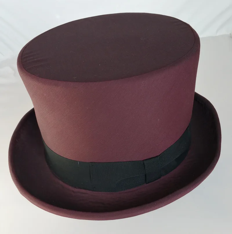 Red wool blend top hat