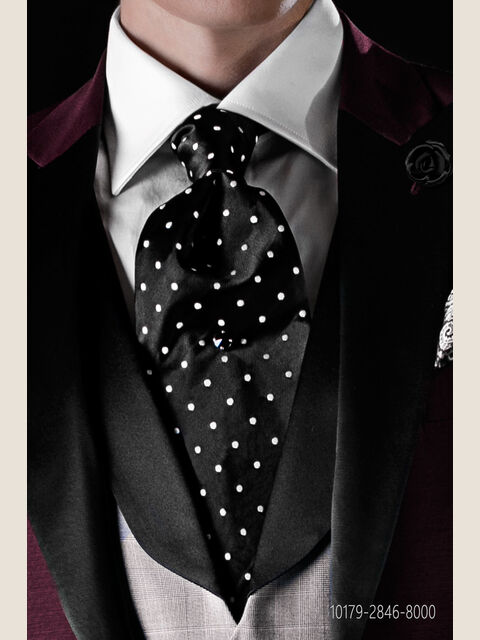 Cravattone in pura seta nero con pois bianchi