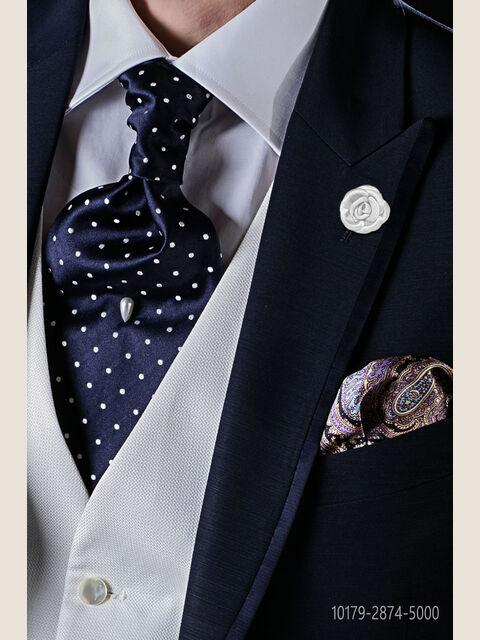 Cravattone in seta blu con pois bianchi