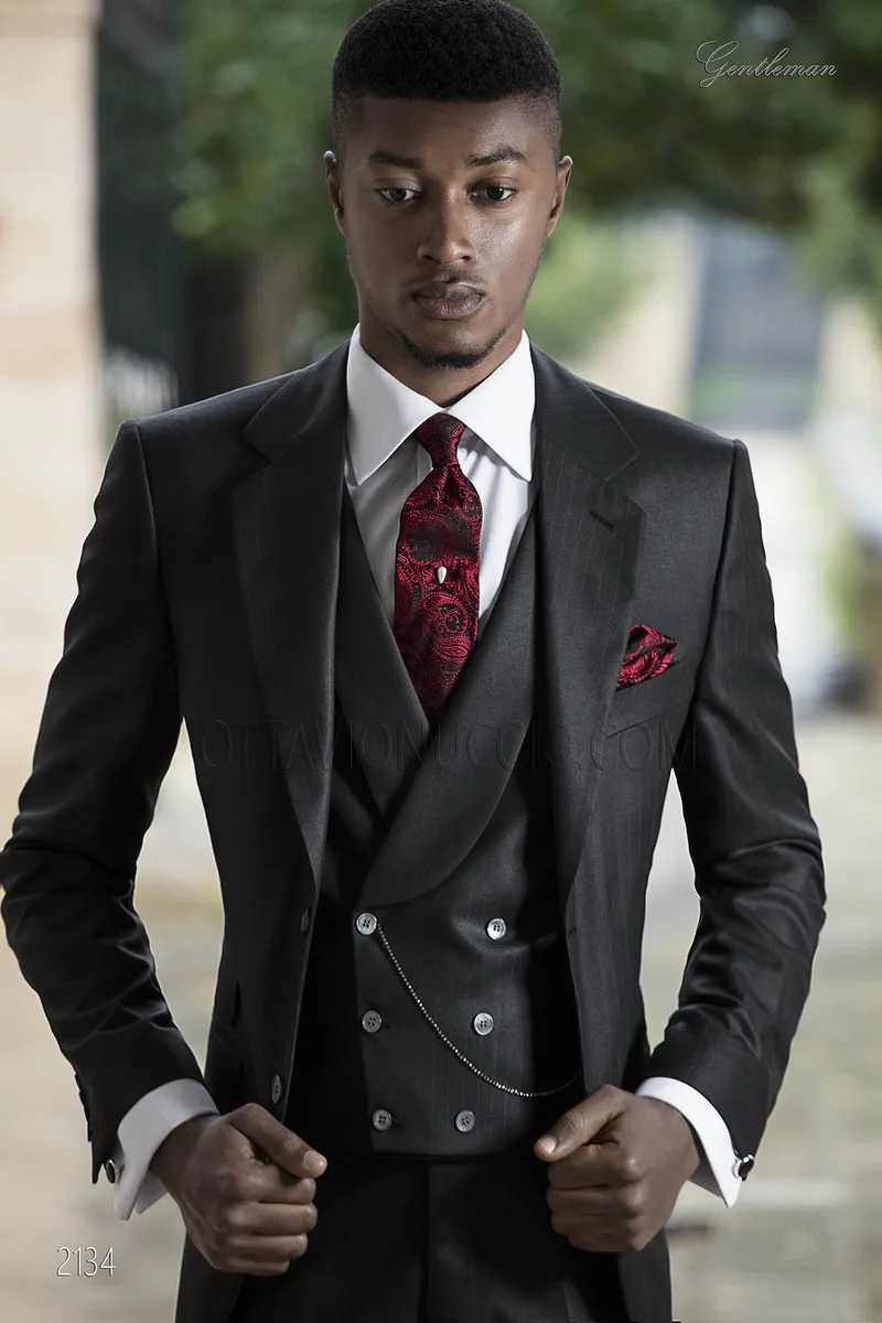 Bespoke italian men suit for groom in black-red pinstriped 1