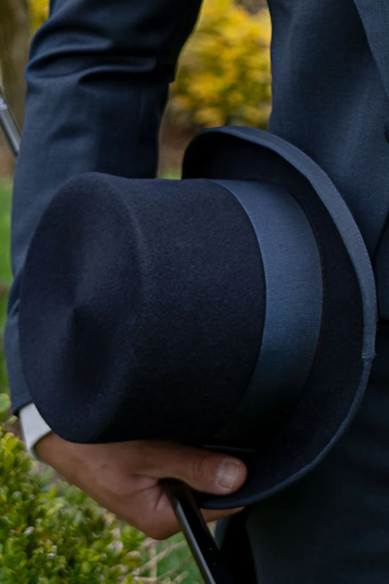 Bräutigam blauer Cut Anzug aus reiner Wolle 4