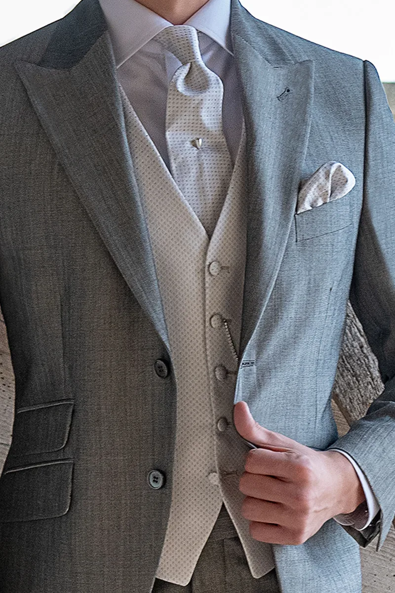 Gilet in pura seta grigio perla