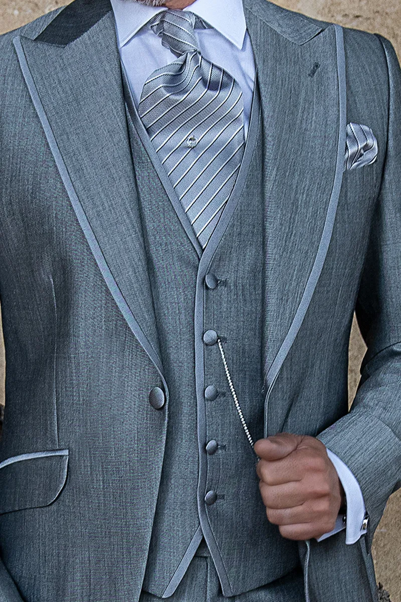 Bespoke light grey men wedding suit in mohair wool blend 2