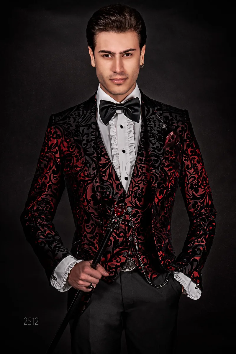 Italian luxury fashion man Blazer in red and black velvet brocade 1