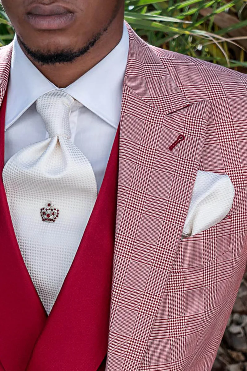 Plastron zum Binden und Einstecktuch aus ecrufarbenem Jacquard-Seidenstoff