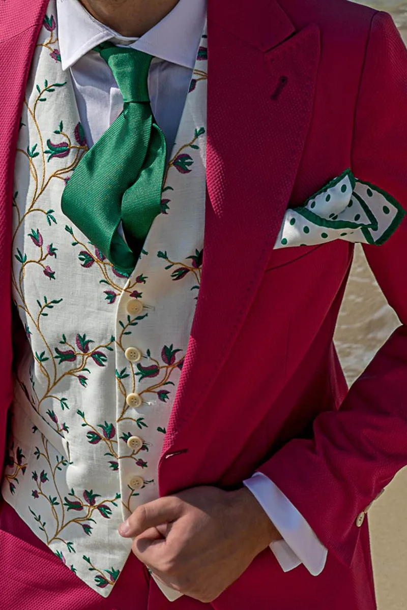 Gilet in lino bianco con ricamo a fiori in 3 colori