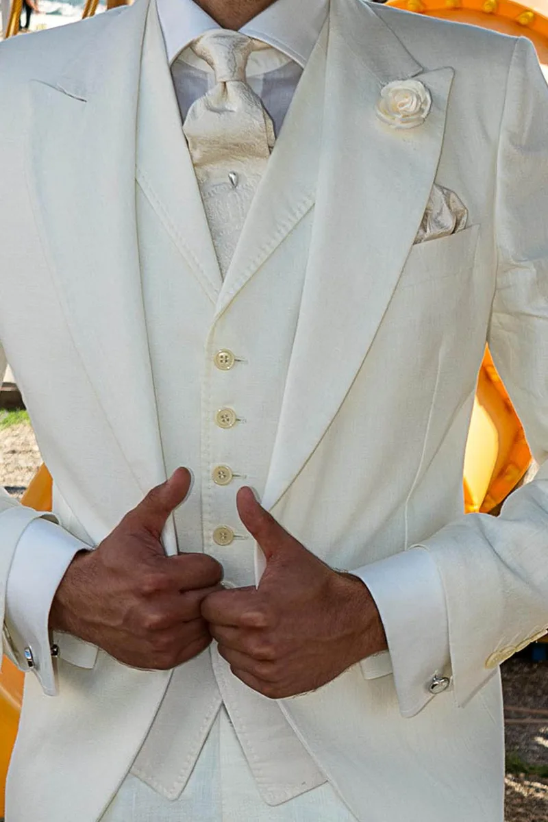 White linen waistcoat with topstitch
