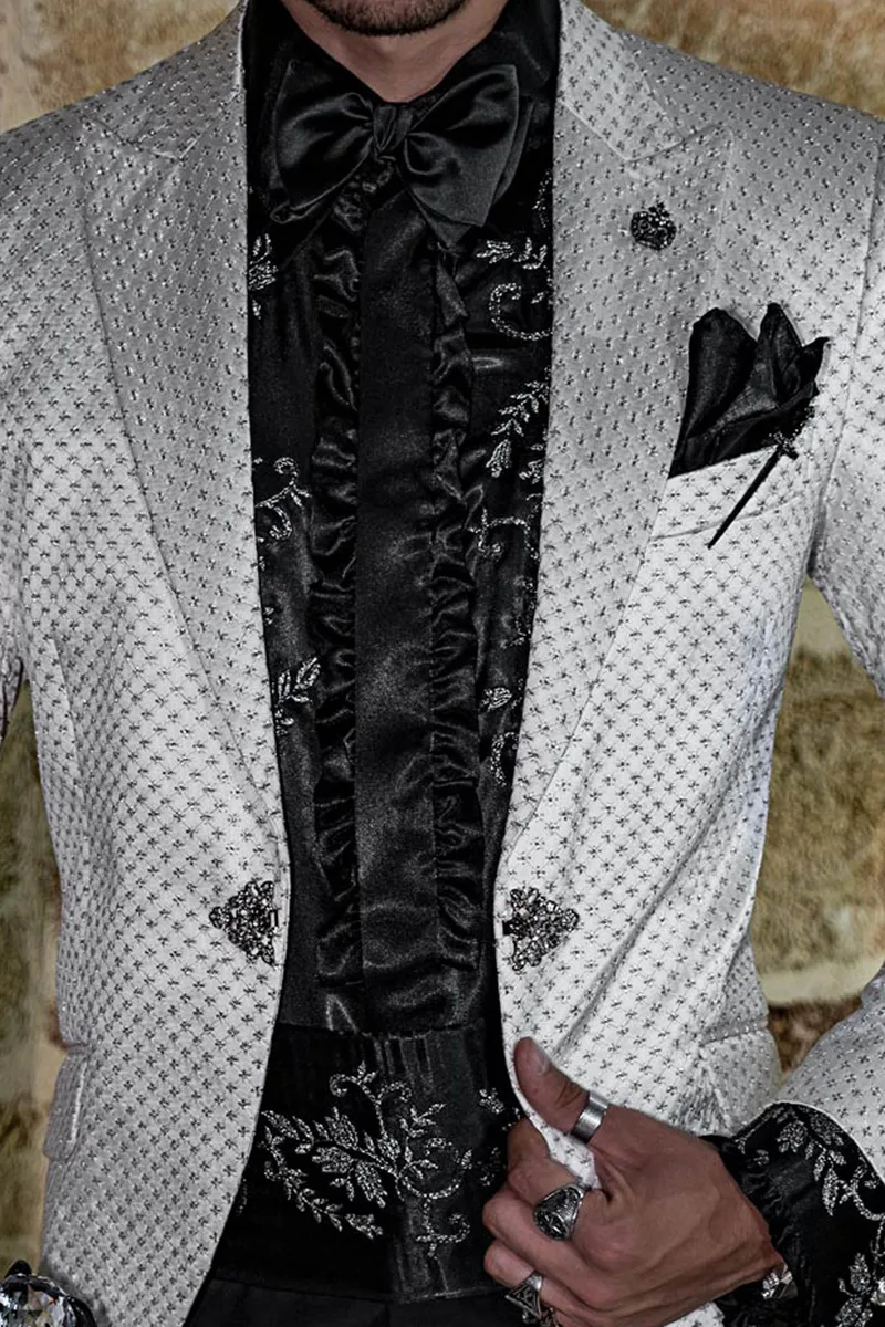Camicia in raso nero con ricamo argento-nero e volant