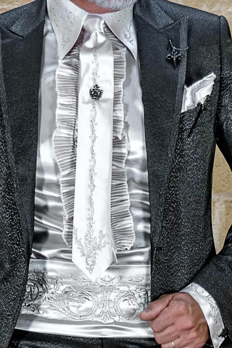 Costume haute couture homme noir lamè gothique avec gilet assorti 3