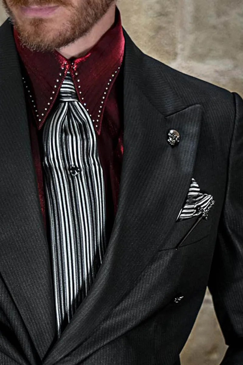 Cravatta e Fazzoletto in seta millerighe