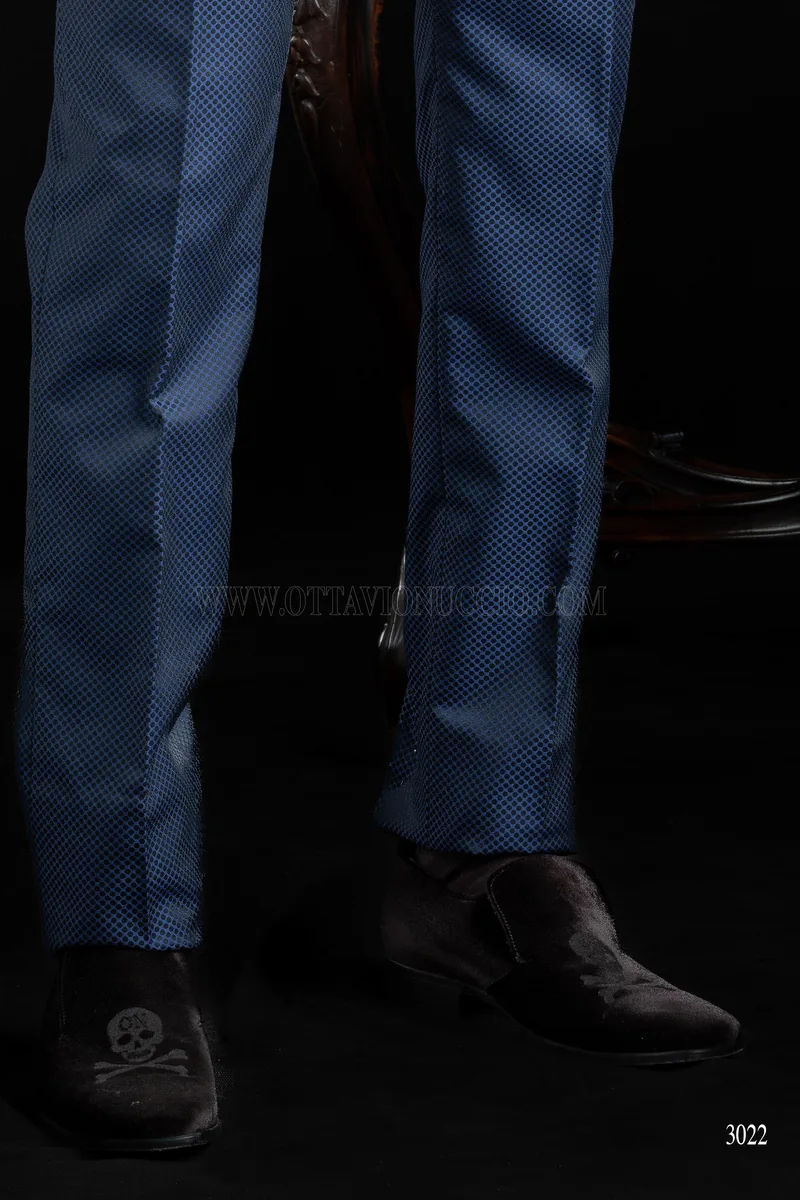 Costume de marié italien bleu avec revers bordé de noir 9