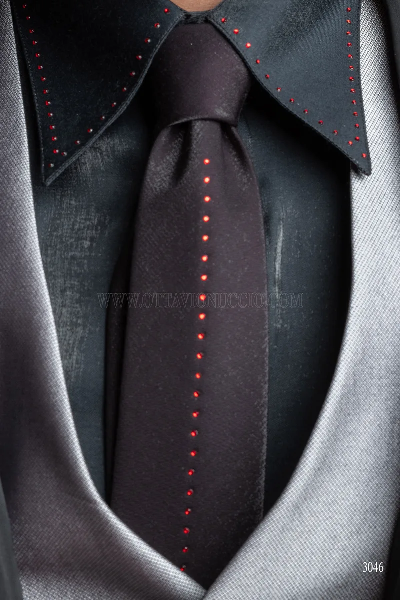 Cravatta e Fazzoletto in lurex nero con strass applicato
