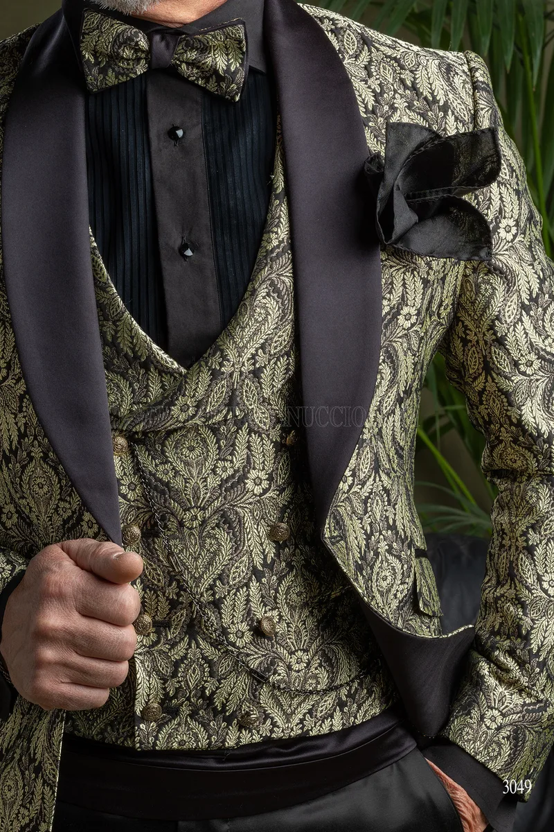 Gilet doppiopetto sciallato broccato oro
