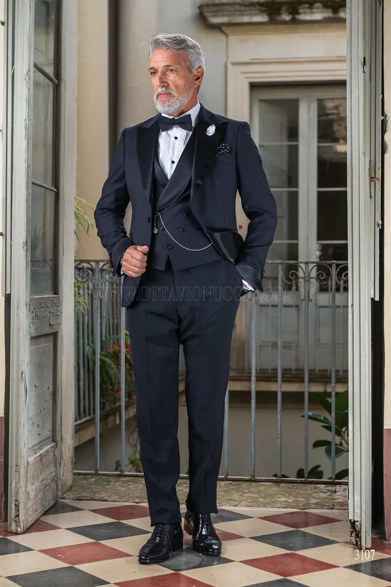 Luxury Italian fashion blue groom tuxedo with peak lapel in satin 3