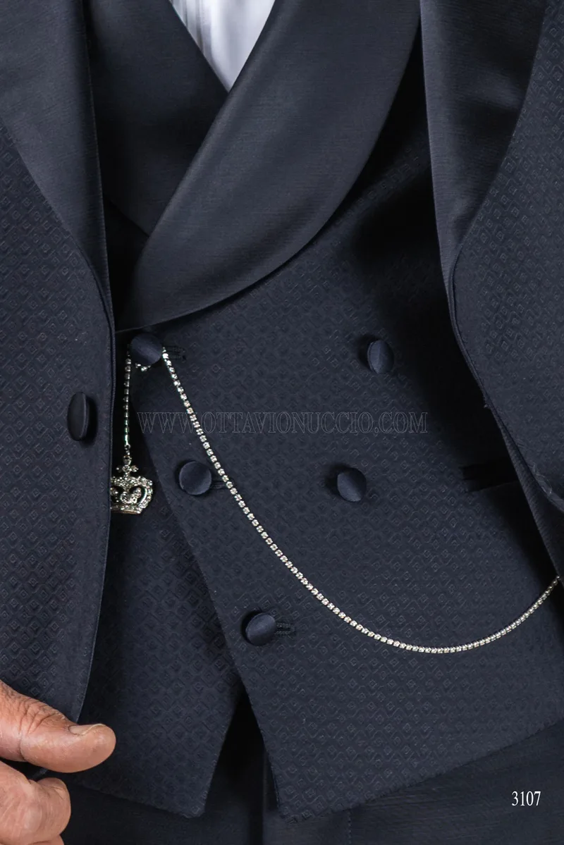 Luxury Italian fashion blue groom tuxedo with peak lapel in satin 4