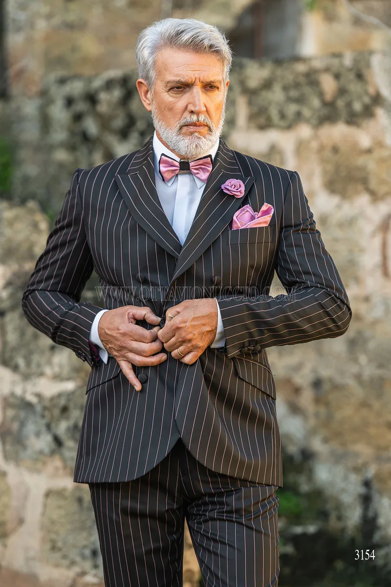 Smoking uomo sposo nero gessato rosa per matrimoni stile rock 1