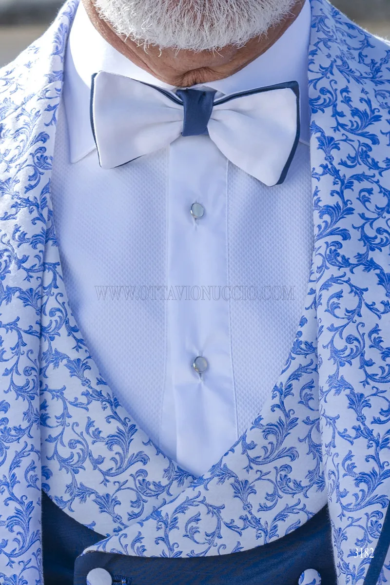 Pajarita bicolor blanca con lazo azul real