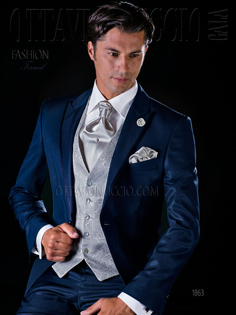Vestito da sposo moderno blu due pezzi
