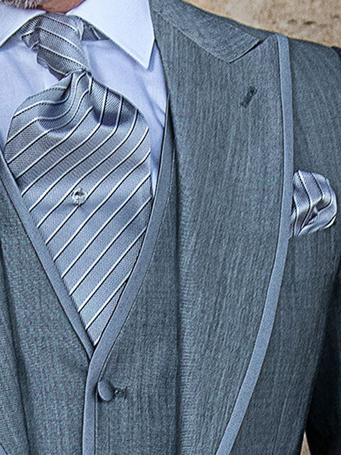 Cravattone e fazzoletto seta regimental grigio
