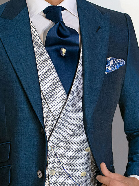 Gilet doppiopetto sciallato seta grigio perla motivi blu royal