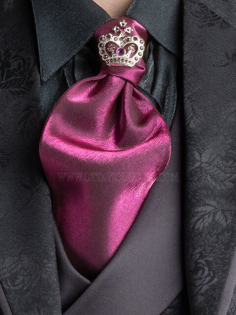 Cravattone d'annodare e fazzoletto in lurex fucsia