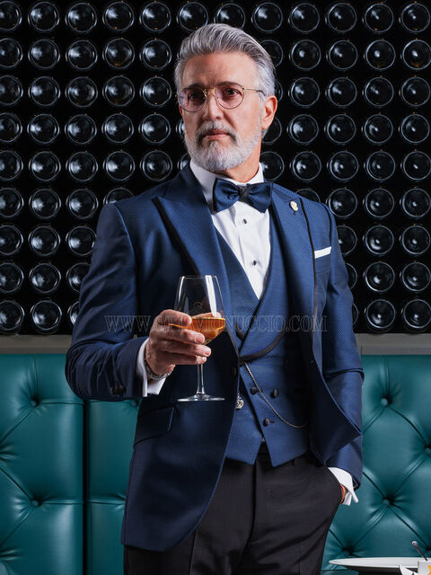 Smoking blu per eventi di gala